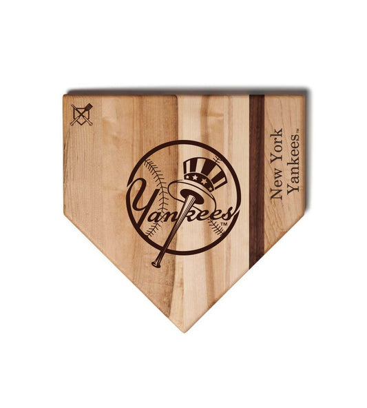 NewYorkYankeesBaseball12 HomePlate1 ee890a90 1461 4e87 a1a4 ea1aaeab17f1