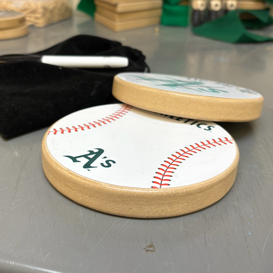 New York Mets Portable Dry Erase Game Board - 6.5" Double-Sided Wooden Tic Tac Toe Travel Set with Marker & Bag